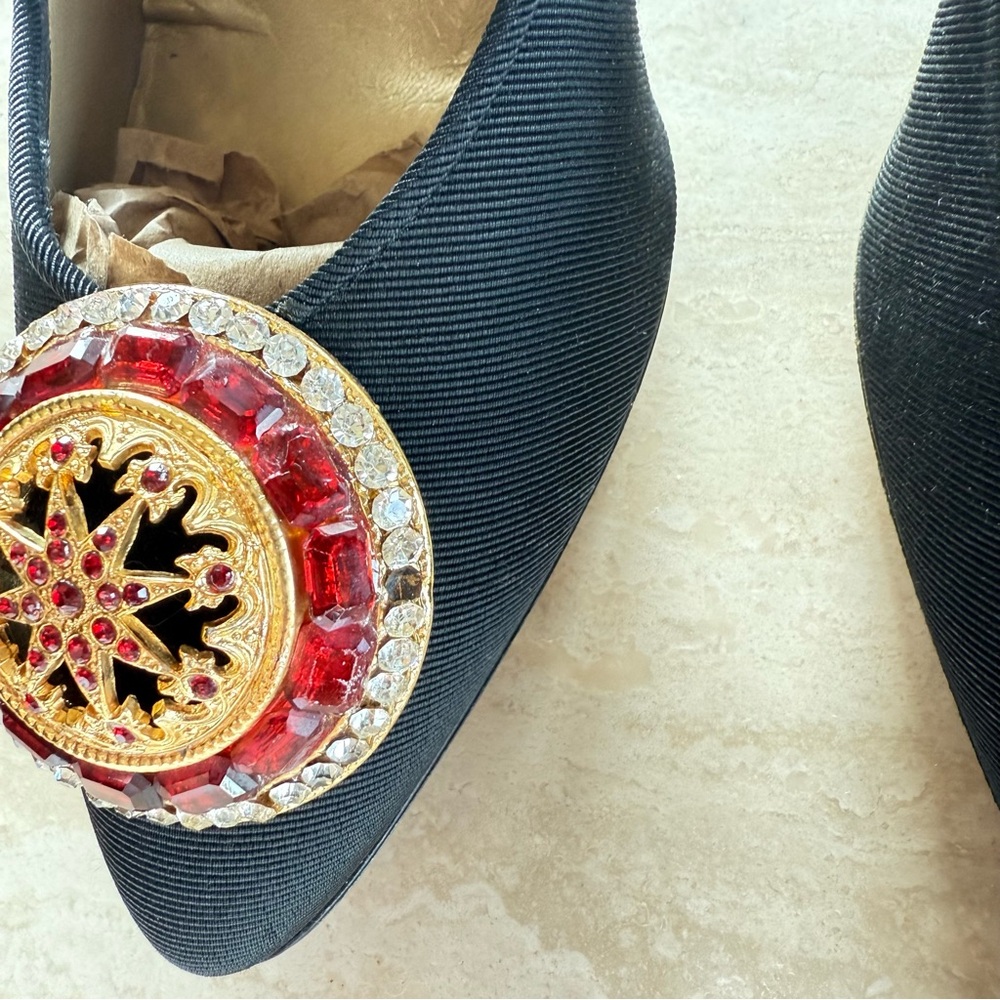 Gianni Versace Vintage Medallion Pumps Black Jewel Heels Made in Italy EU 36 - Picture 15 of 15